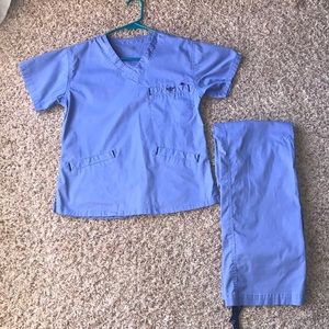 Med Couture scrubs - pants & top size XS